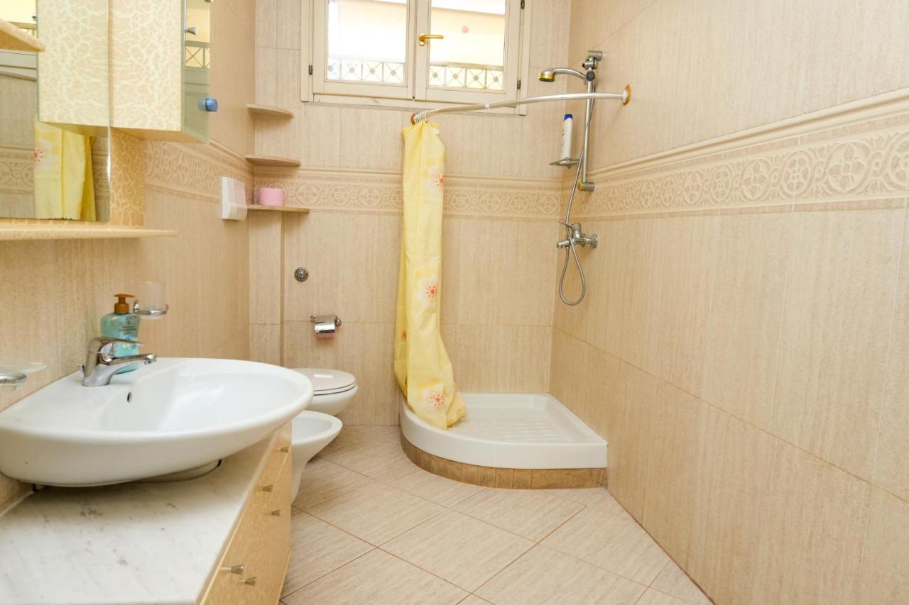 Cozy In The Heart Of ! Apartament Tirana